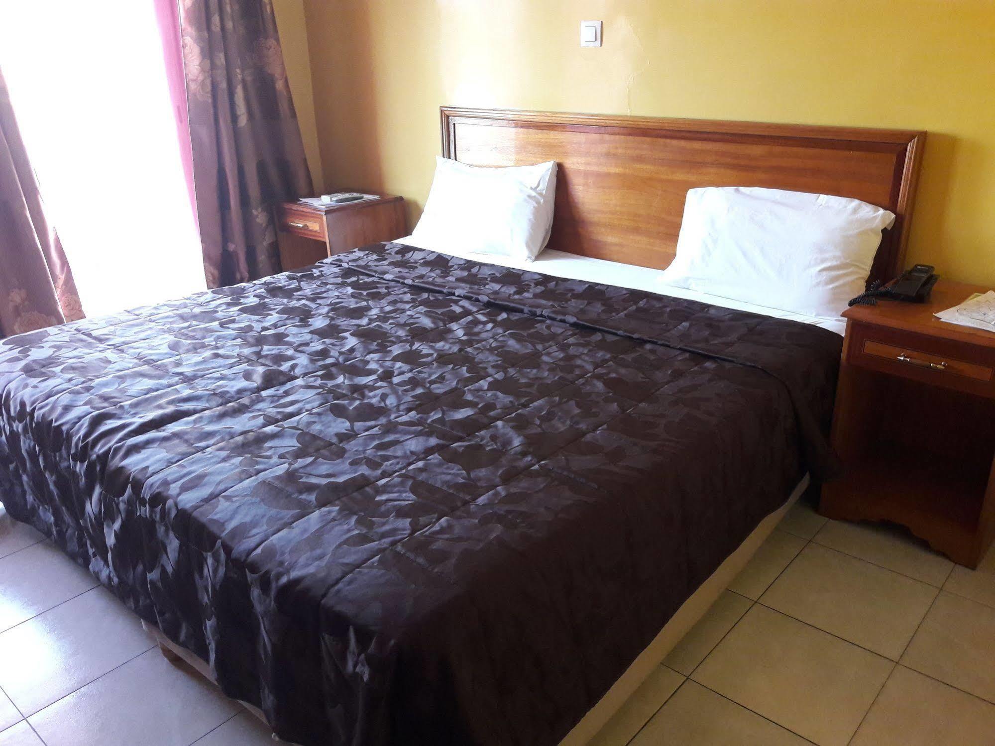 Residence De La Porte Du Millenaire Dakar Luaran gambar