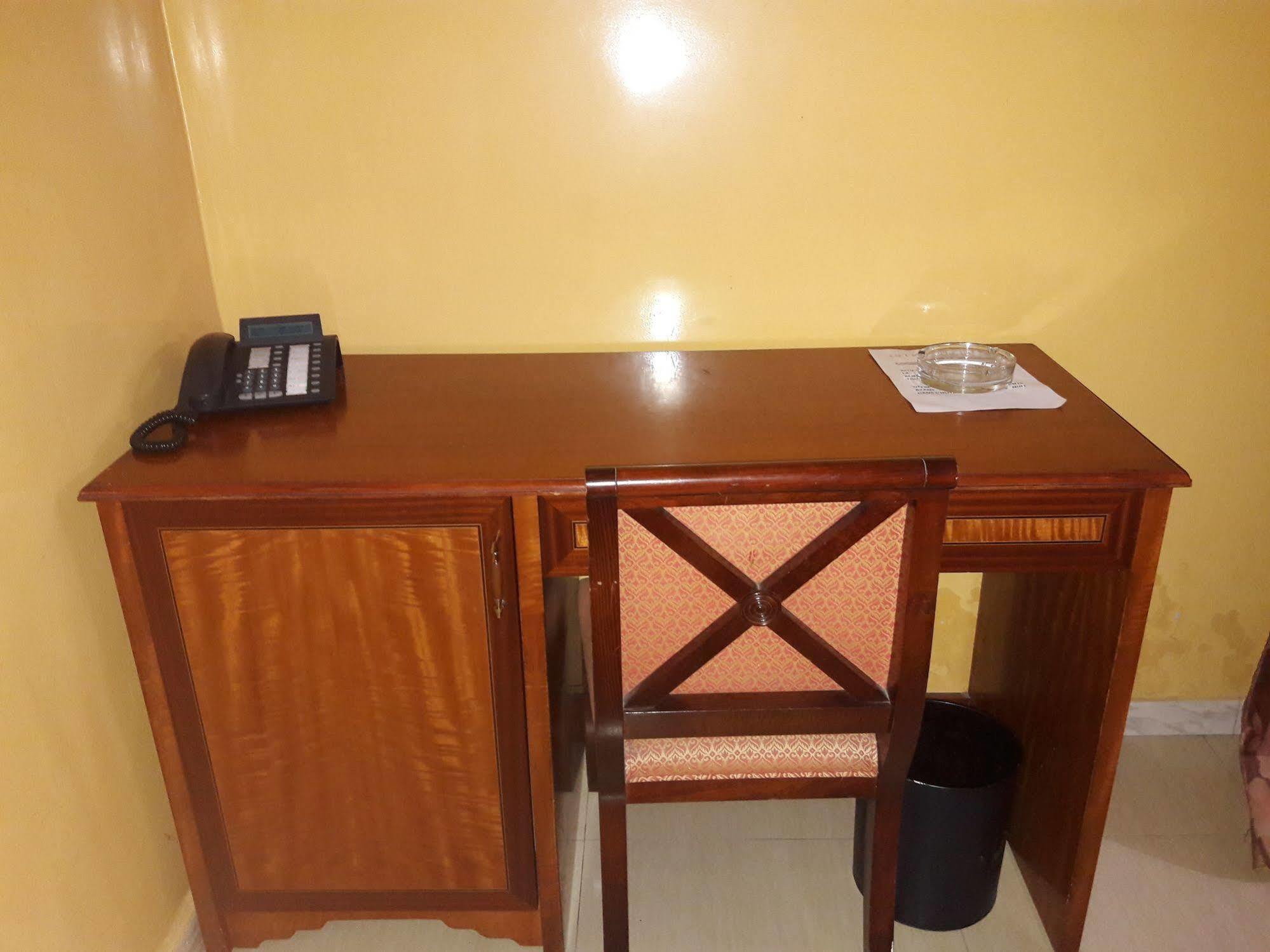 Residence De La Porte Du Millenaire Dakar Luaran gambar