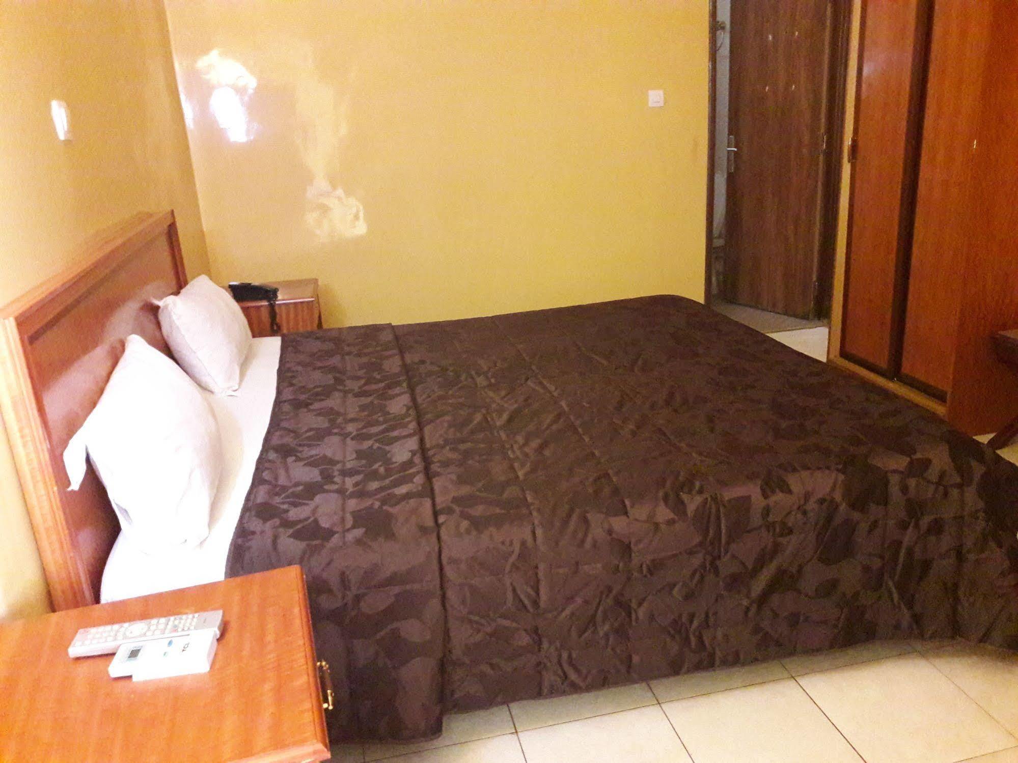 Residence De La Porte Du Millenaire Dakar Luaran gambar