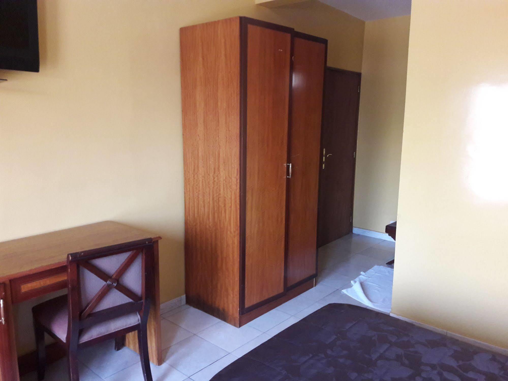 Residence De La Porte Du Millenaire Dakar Luaran gambar
