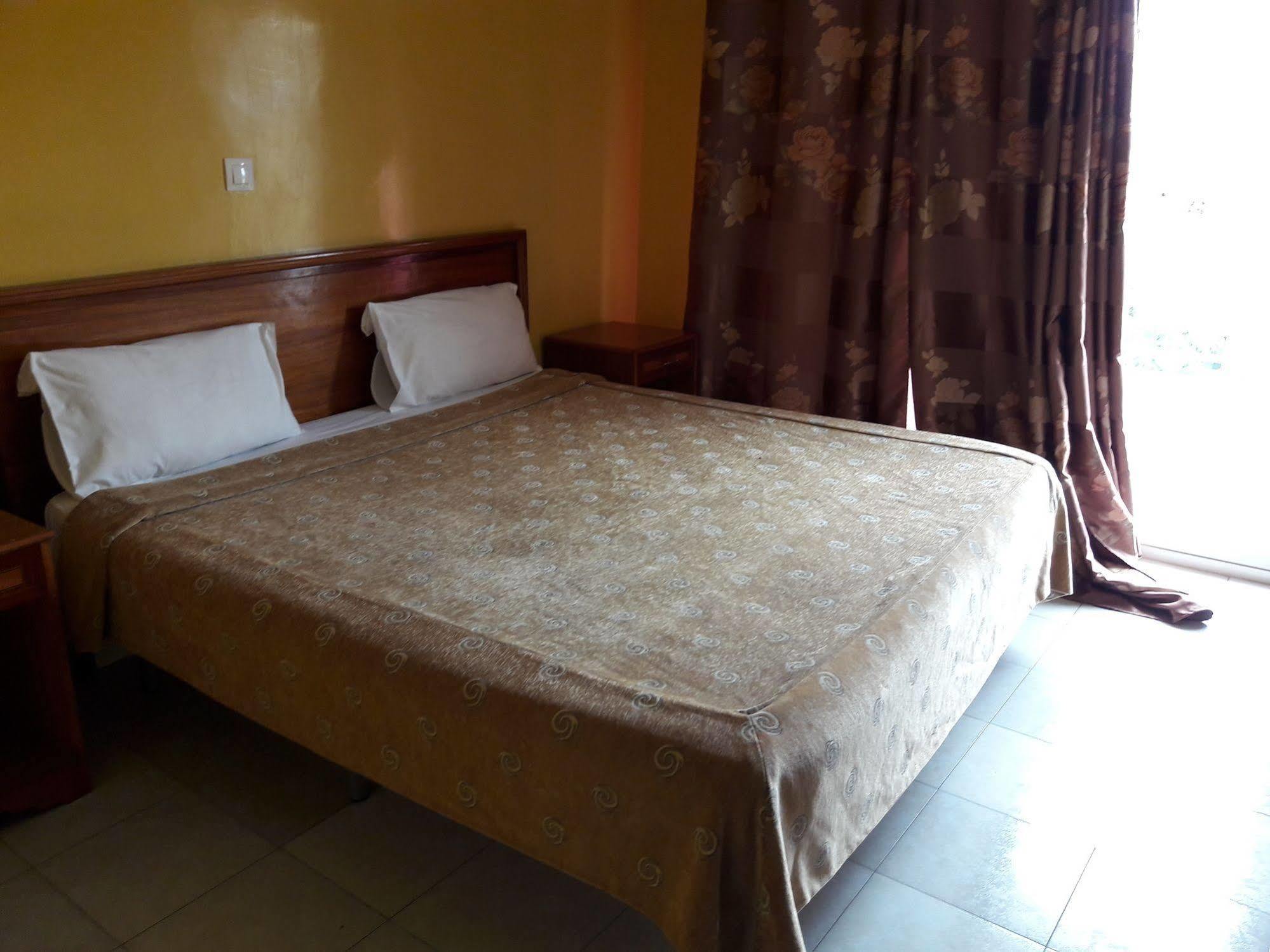 Residence De La Porte Du Millenaire Dakar Luaran gambar